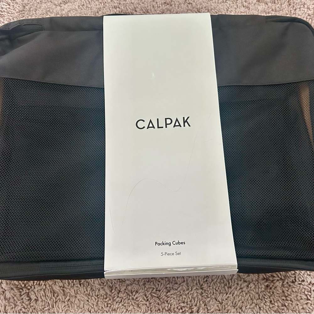 Calpak Black Packing Cubes Set